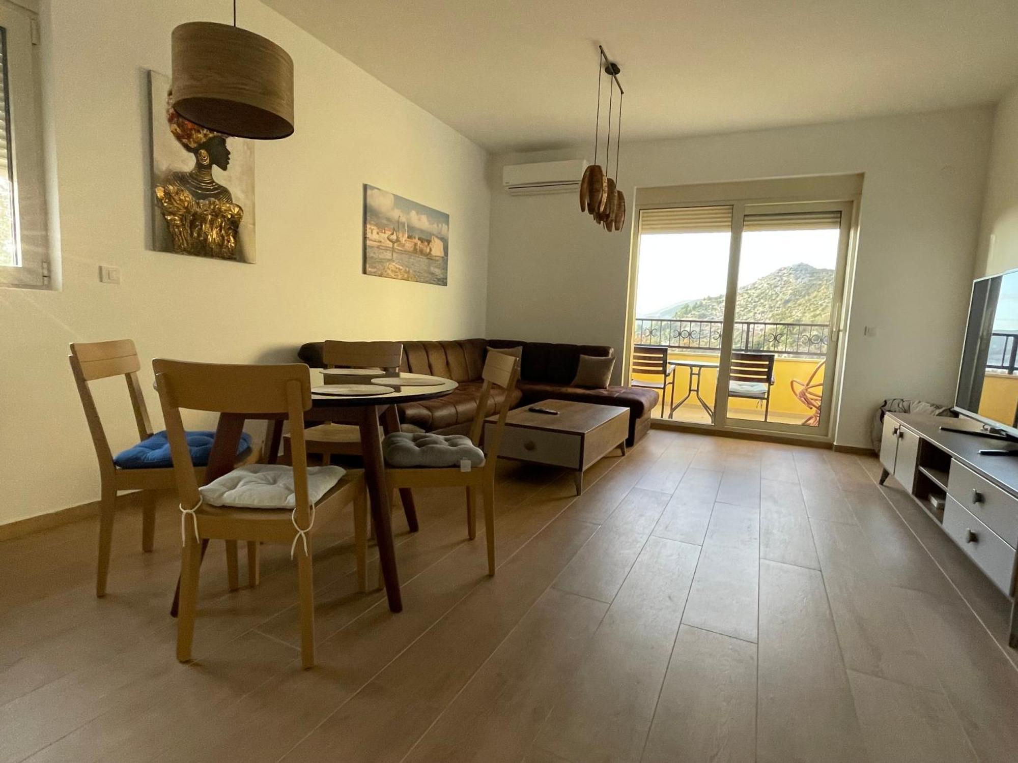 Lux Apartment Amarin Pržno Buitenkant foto